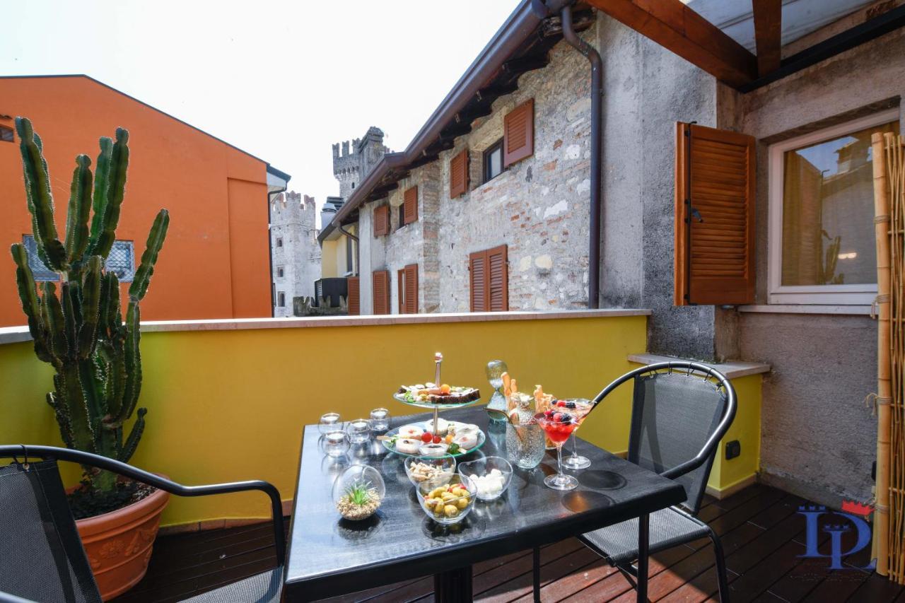 Desenzanoloft Official Partner Marriott Homes & Villas - Queen Of Sirmione Castle View Zewnętrze zdjęcie