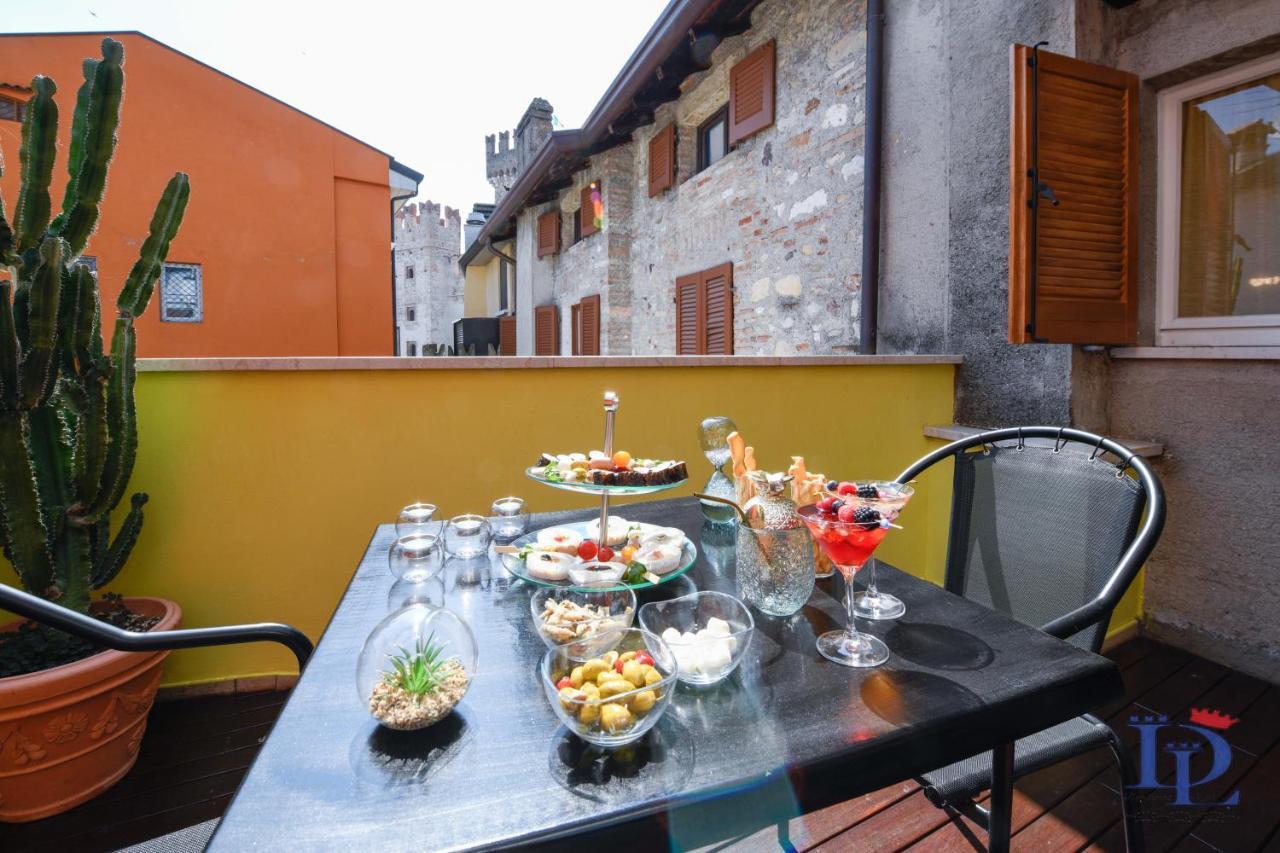 Desenzanoloft Official Partner Marriott Homes & Villas - Queen Of Sirmione Castle View Zewnętrze zdjęcie